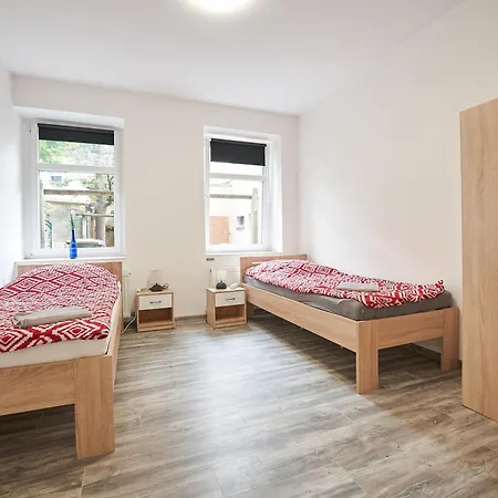 Monteurwohnung * Glauchau